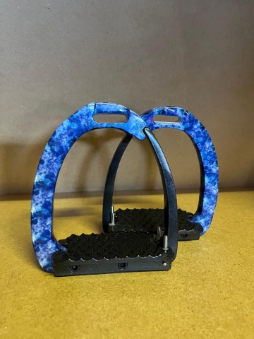 691dd035 7e56 4a2c 999f d5ec190c1beb